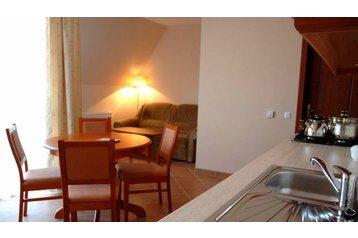 Hungary Privát Egerszalók, Exterior